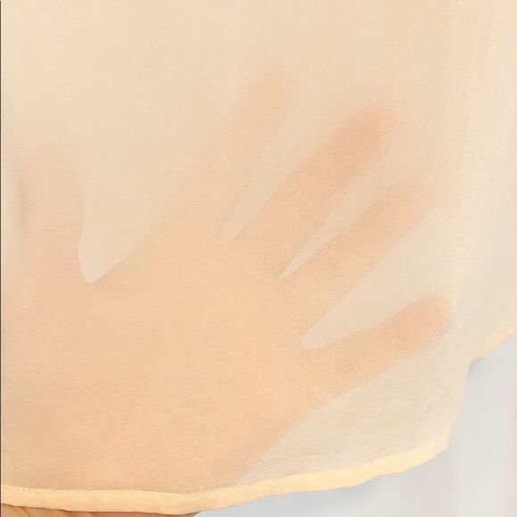 VINCE. PEACH / Blush Sleeveless Silk Blend Top - Picture 7 of 11